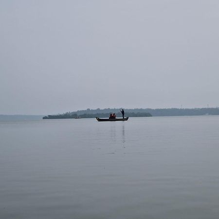 Bliss Homestay Munroe Island Mundrothuruth ภายนอก รูปภาพ