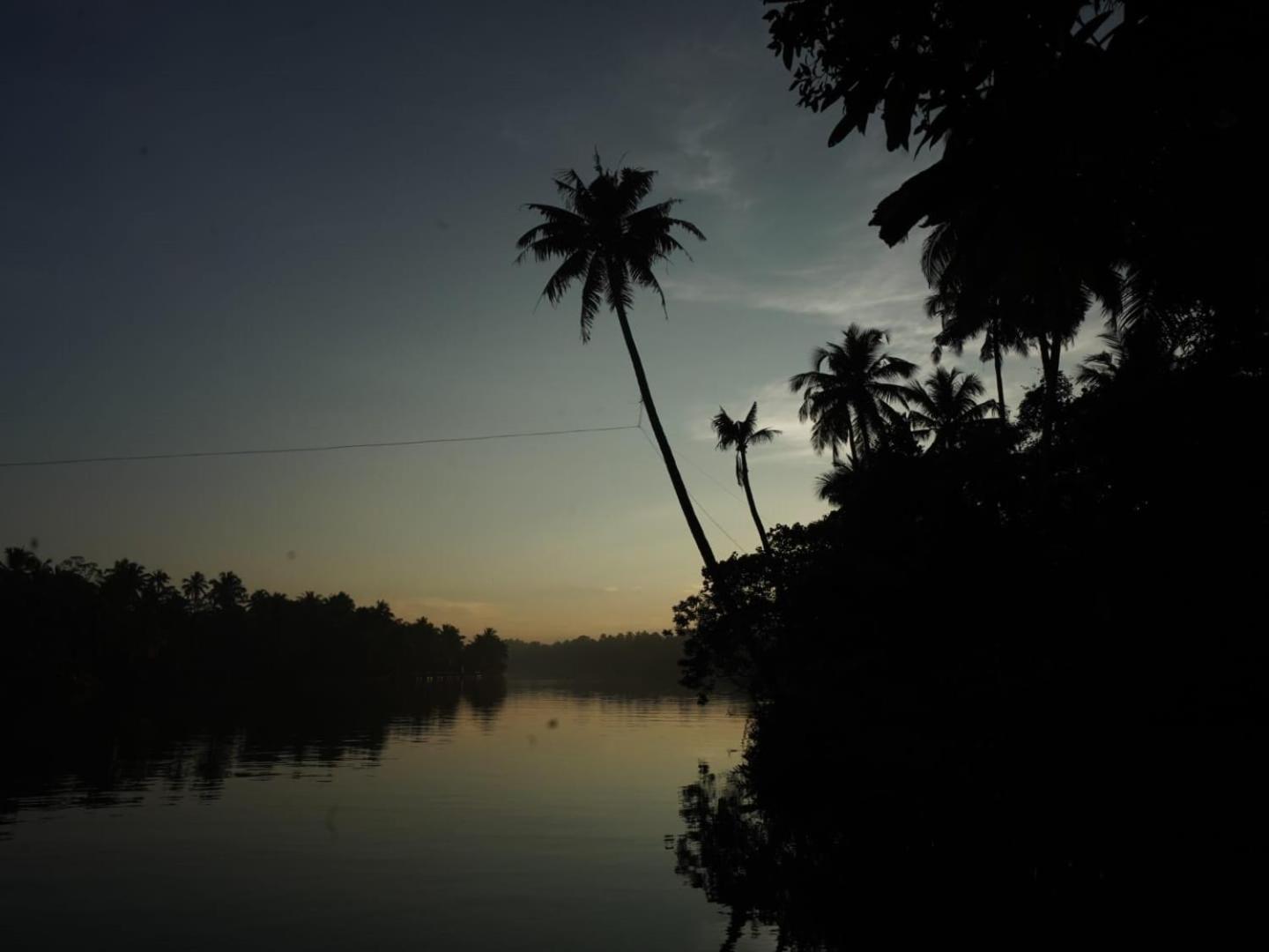 Bliss Homestay Munroe Island Mundrothuruth ภายนอก รูปภาพ